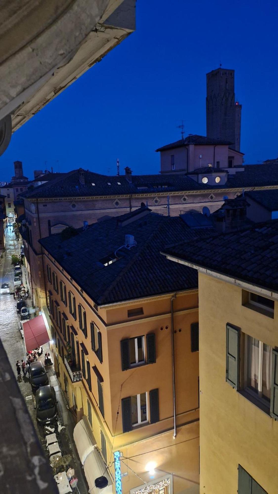 Monolocale Sui Tetti Di Bologna - Via Indipendenza公寓 外观 照片